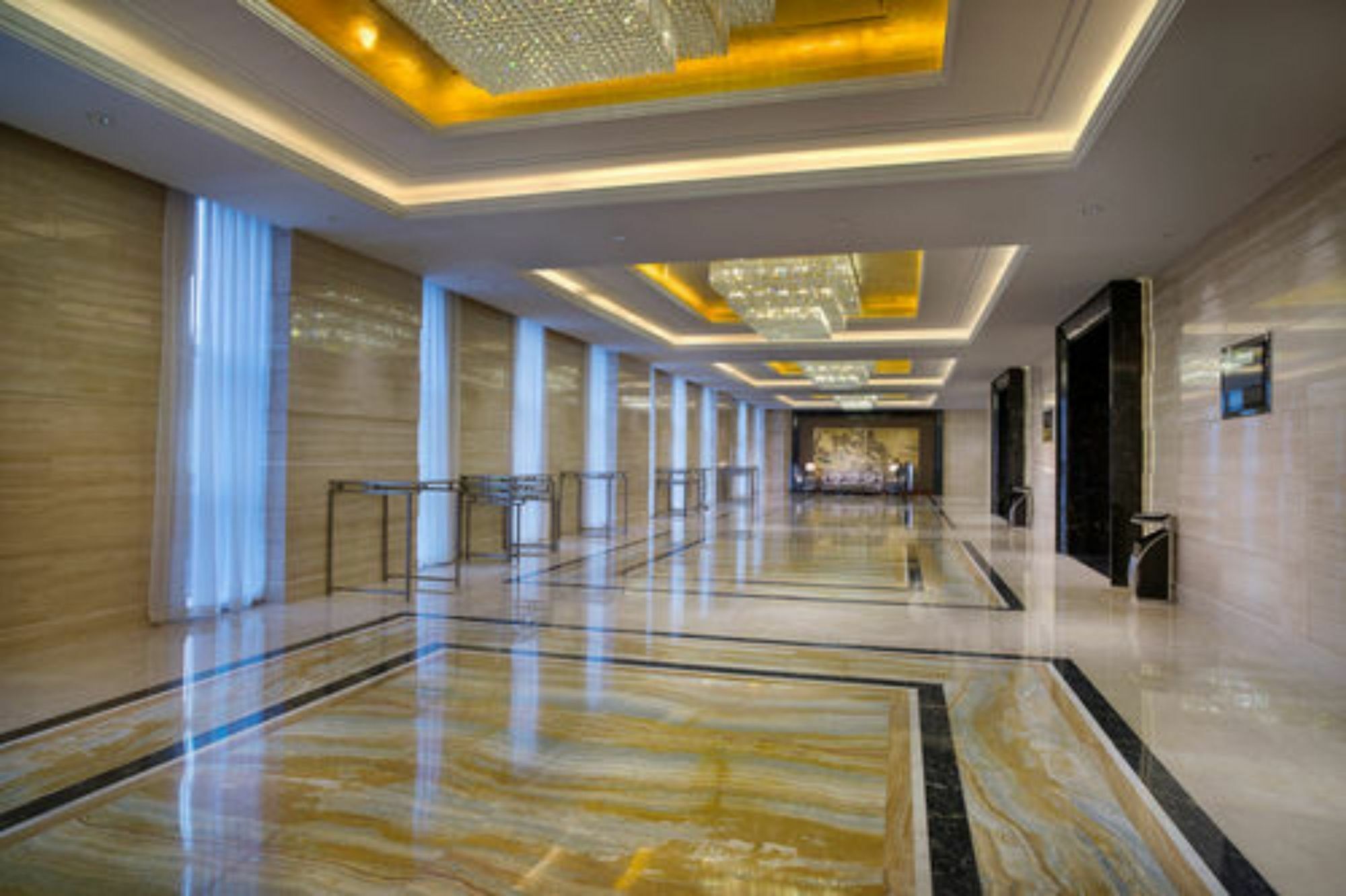 Embassador International Hotel Сиань Экстерьер фото