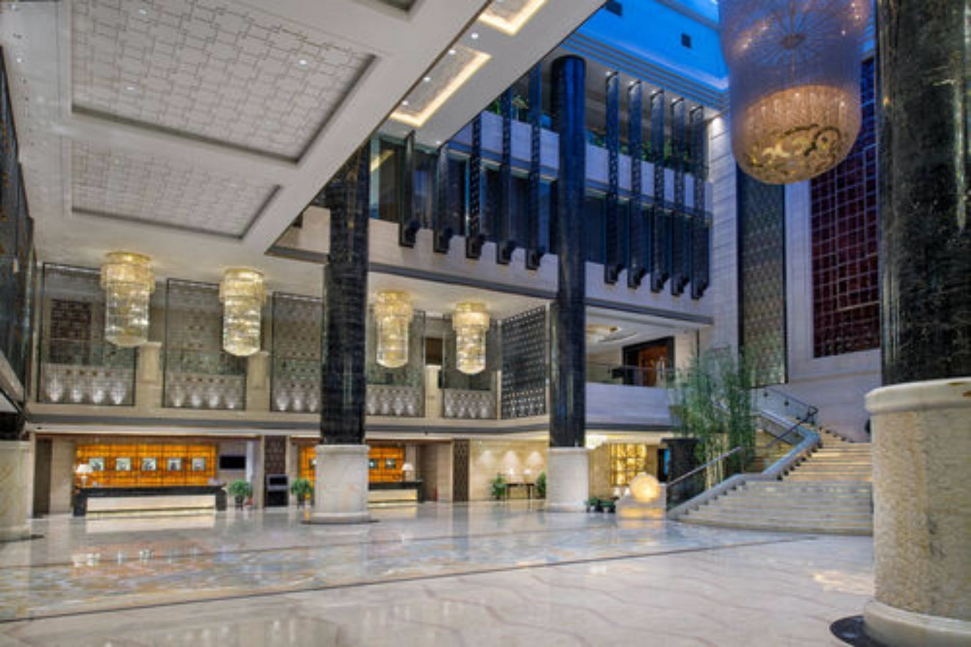 Embassador International Hotel Сиань Экстерьер фото
